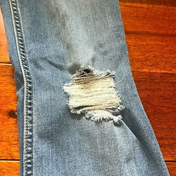 Hollister Mid-Rise Boot 4S - Picture 5 of 9